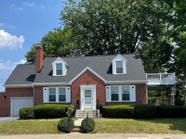 2 CATOCTIN AVENUE , FREDERICK, MD 21701