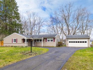 69 Harvest Road, Fairport, NY 14450