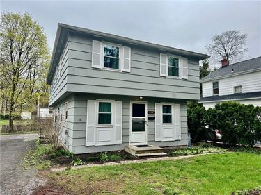 214 E Spruce Street, East Rochester, NY 14445