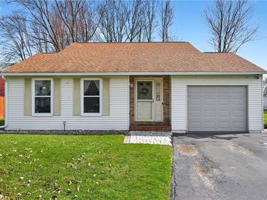 7820 Running Brook Lane, Cicero, NY 13039