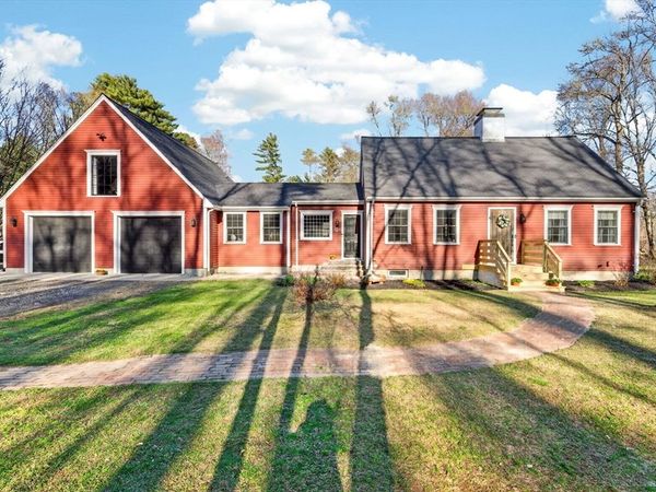 358 Marion Rd, Middleboro, MA 02346