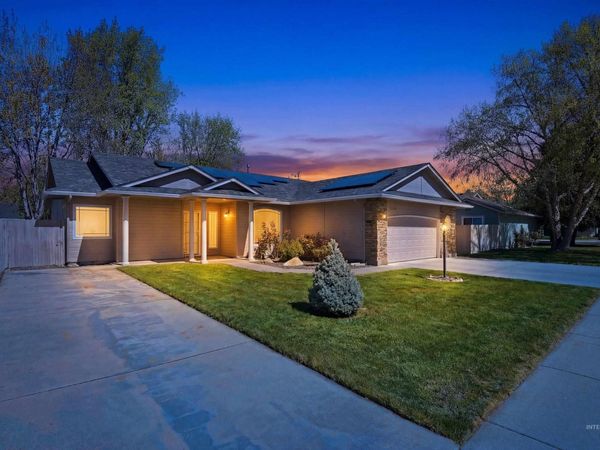 2250 E Katelyn Dr, Meridian, ID 83646