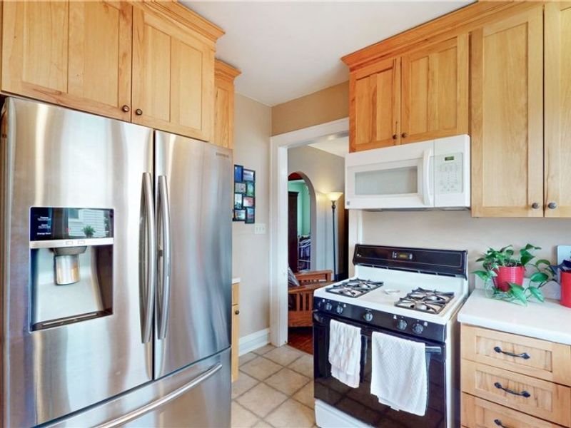 356 Avery Avenue, Bedford, OH 44146 Photo 10