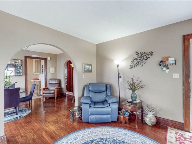 356 Avery Avenue, Bedford, OH 44146 Photo 4