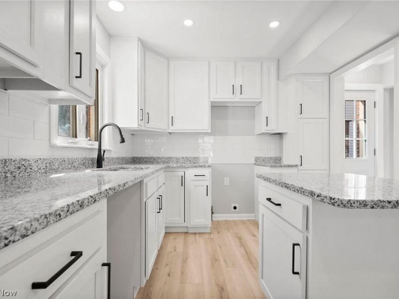 3703 Riedham Road, Shaker Heights, OH 44120 Photo 10