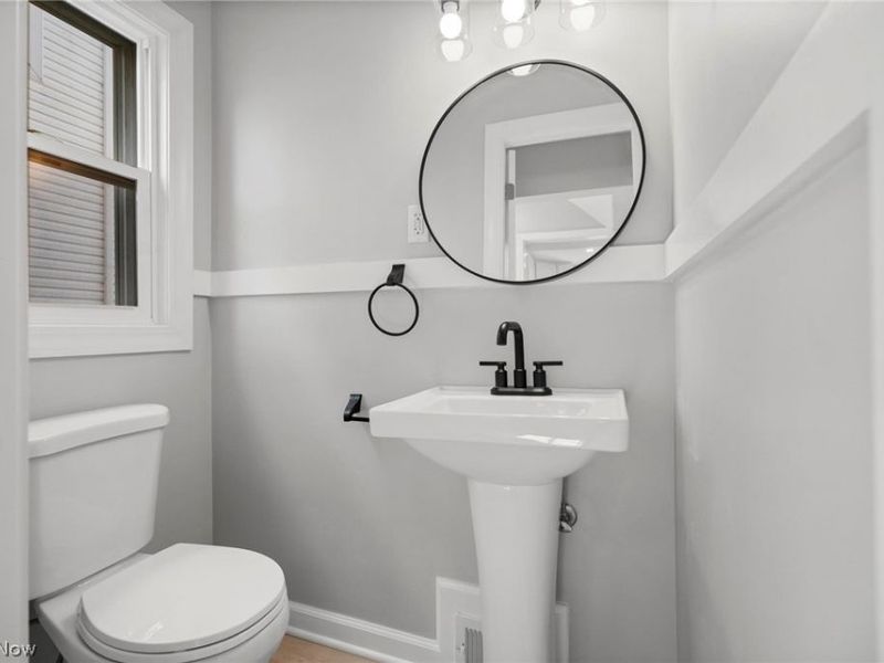 3703 Riedham Road, Shaker Heights, OH 44120 Photo 11