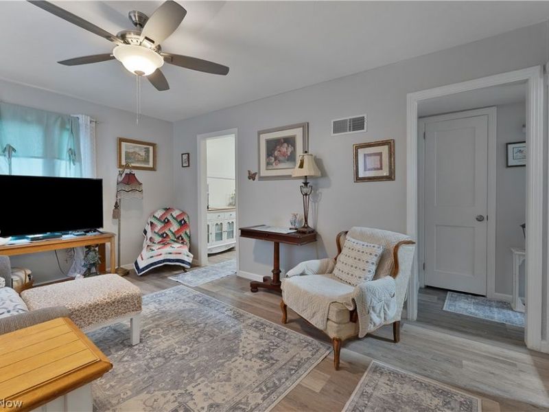 415 N Glenellen Avenue, Youngstown, OH 44509 Photo 4