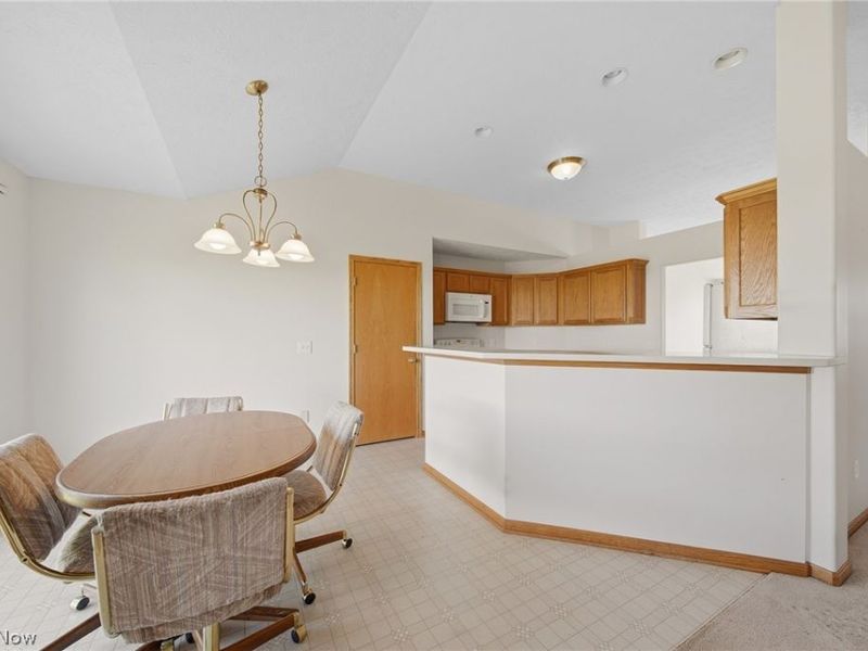 12254 San Marino Avenue NW, Uniontown, OH 44685 Photo 12