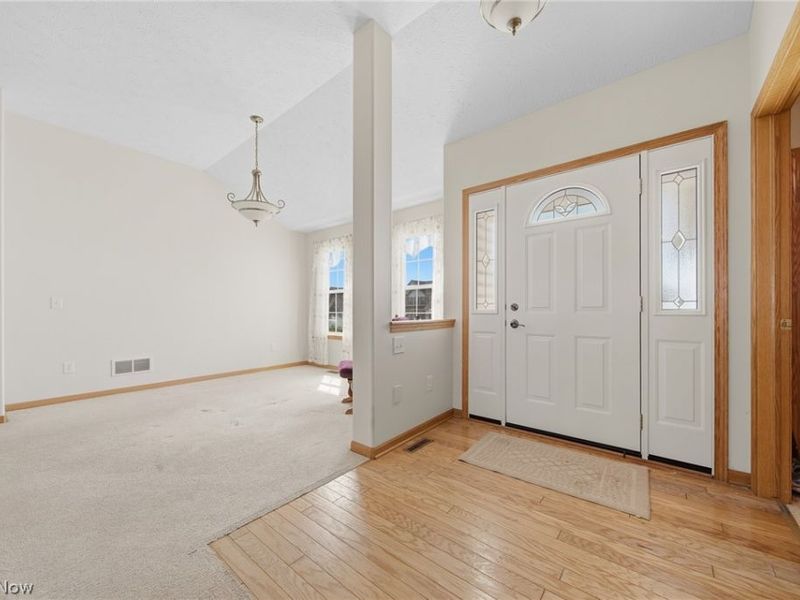 12254 San Marino Avenue NW, Uniontown, OH 44685 Photo 3