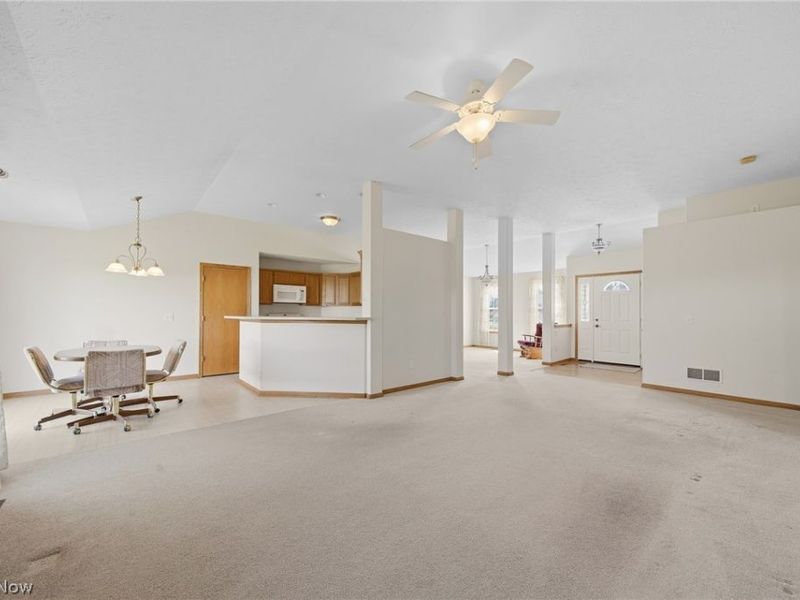 12254 San Marino Avenue NW, Uniontown, OH 44685 Photo 6