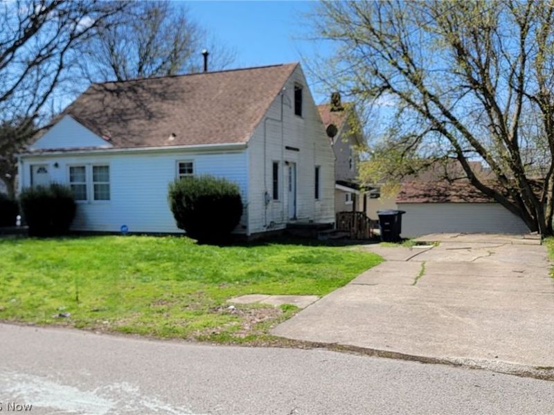 2650 30th Street SW, Akron, OH 44314 Photo 4