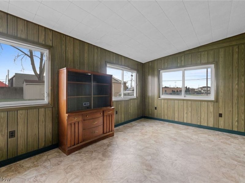 15268 Muskingum Boulevard, Brook Park, OH 44142 Photo 14