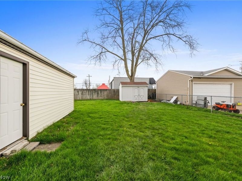 15268 Muskingum Boulevard, Brook Park, OH 44142 Photo 20