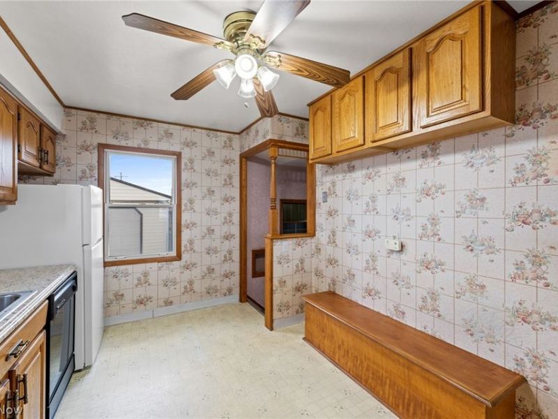 15268 Muskingum Boulevard, Brook Park, OH 44142 Photo 5