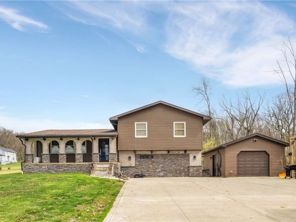 1760 Banning Rd , Dawson, PA 15426