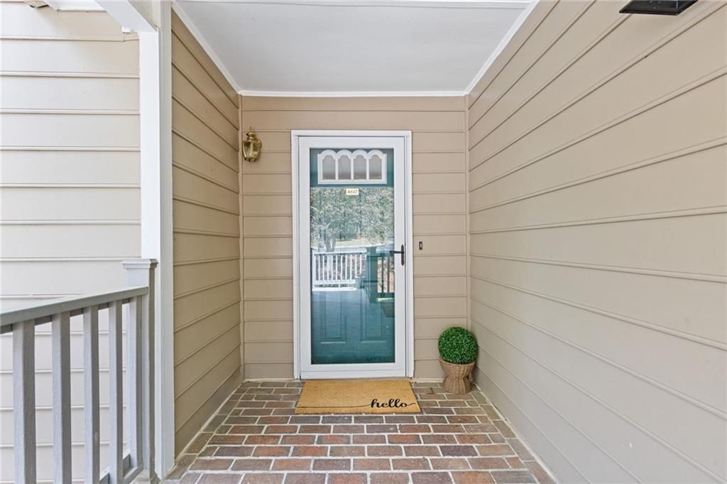 4447 Pineridge Circle, Dunwoody, GA 30338 Main Photo