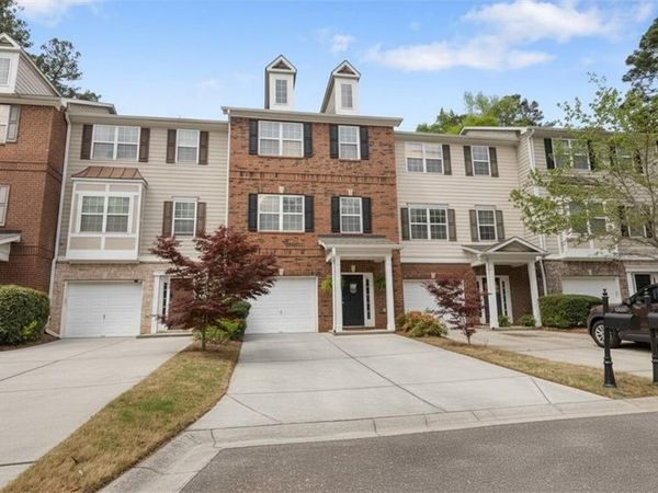 2879 Cross Creek Court , Cumming, GA 30040