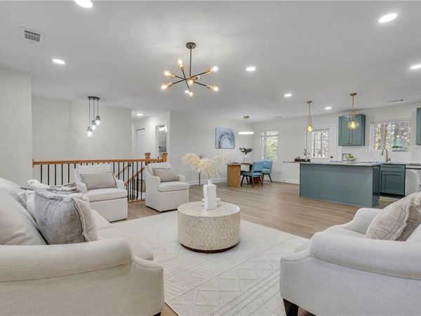 6788 Collier Way , Riverdale, GA 30296