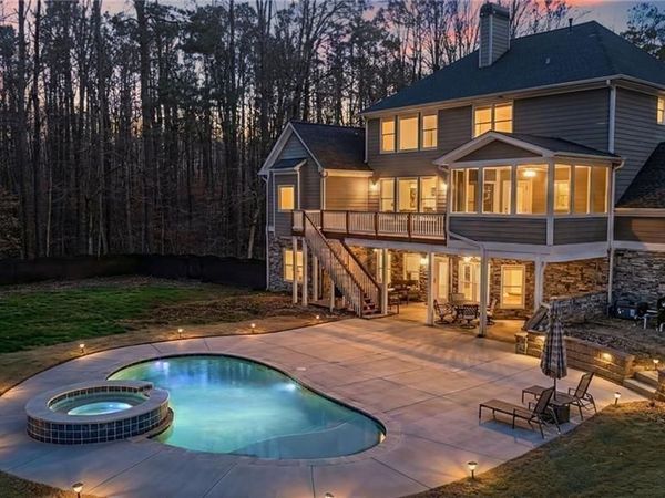 205 Timber Wolf Trail , Cumming, GA 30028