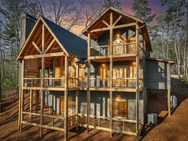 142 Red Oak Trail, Ellijay, GA 30540
