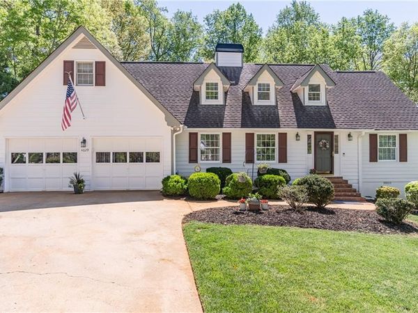 4629 Simpson Downs, Gainesville, GA 30507