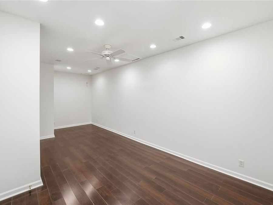 Property Image 76