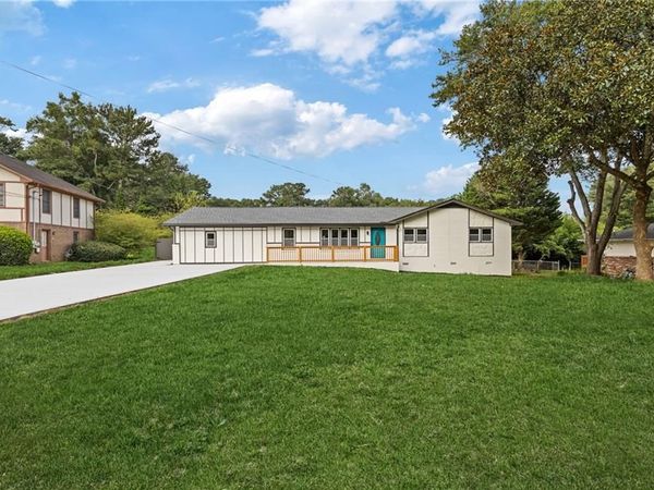 237 Sandra Drive NW, Lilburn, GA 30047