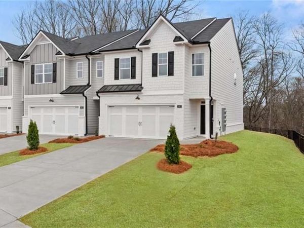 225 Sound Circle, Stockbridge, GA 30281