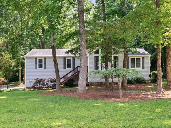 510 Magnolia Drive, Woodstock, GA 30188