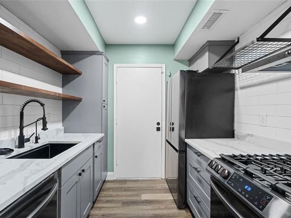 6851 Roswell Road , Unit N10, Atlanta, GA 30328