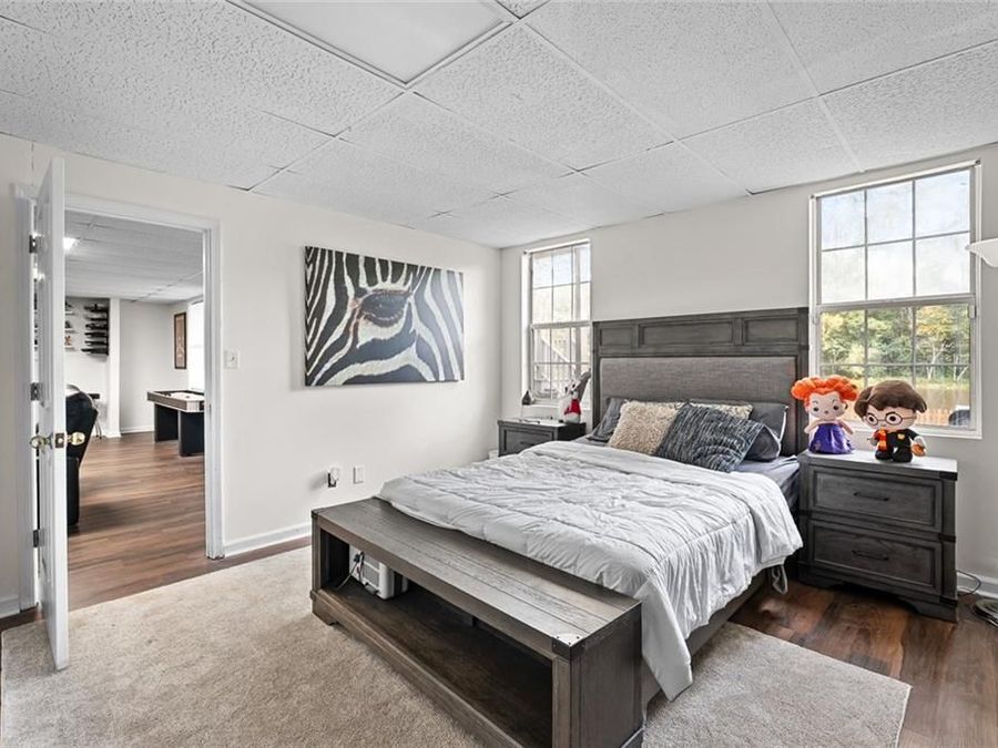 Property Image 28