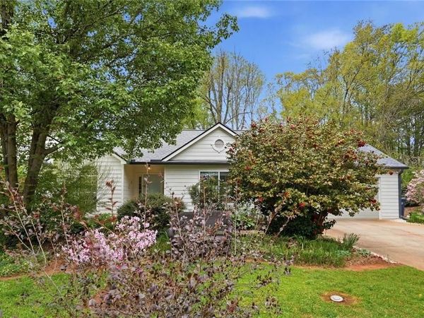 6630 Brittney Lane , Cumming, GA 30040