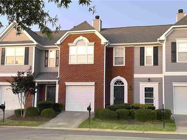 6243 Shoreview Circle, Flowery Branch, GA 30542