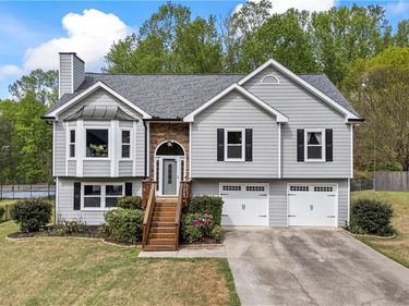 2910 Ivy Mill Drive, Buford, GA 30519
