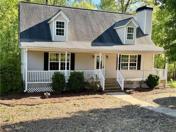 1127 Meadowview Drive, Jackson, GA 30233