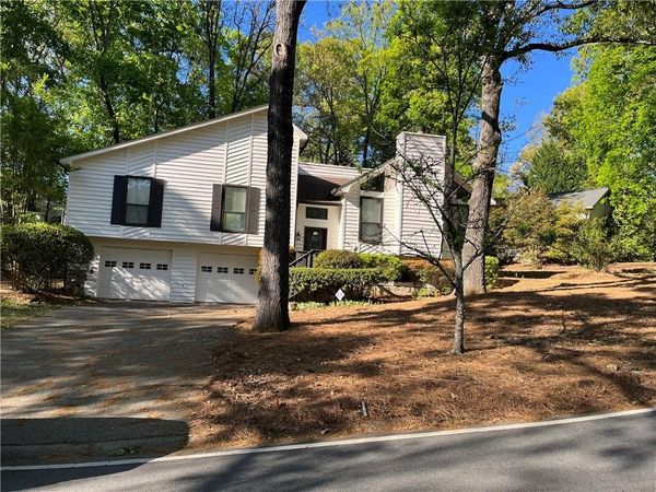 8555 Colony Club Drive, Alpharetta, GA 30022