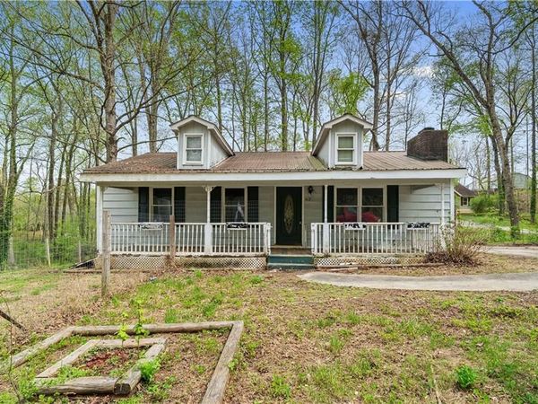 63 Moss Road, Dawsonville, GA 30534
