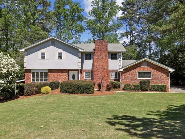 1792 Ball Mill Court , Dunwoody, GA 30338