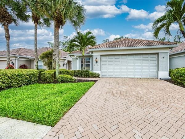 9521 Hemingway LN, FORT MYERS, FL 33913