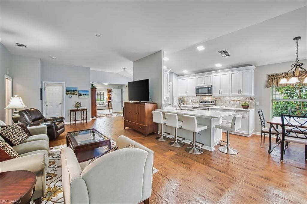 9521 Hemingway Ln, Fort Myers, FL 33913 Photo