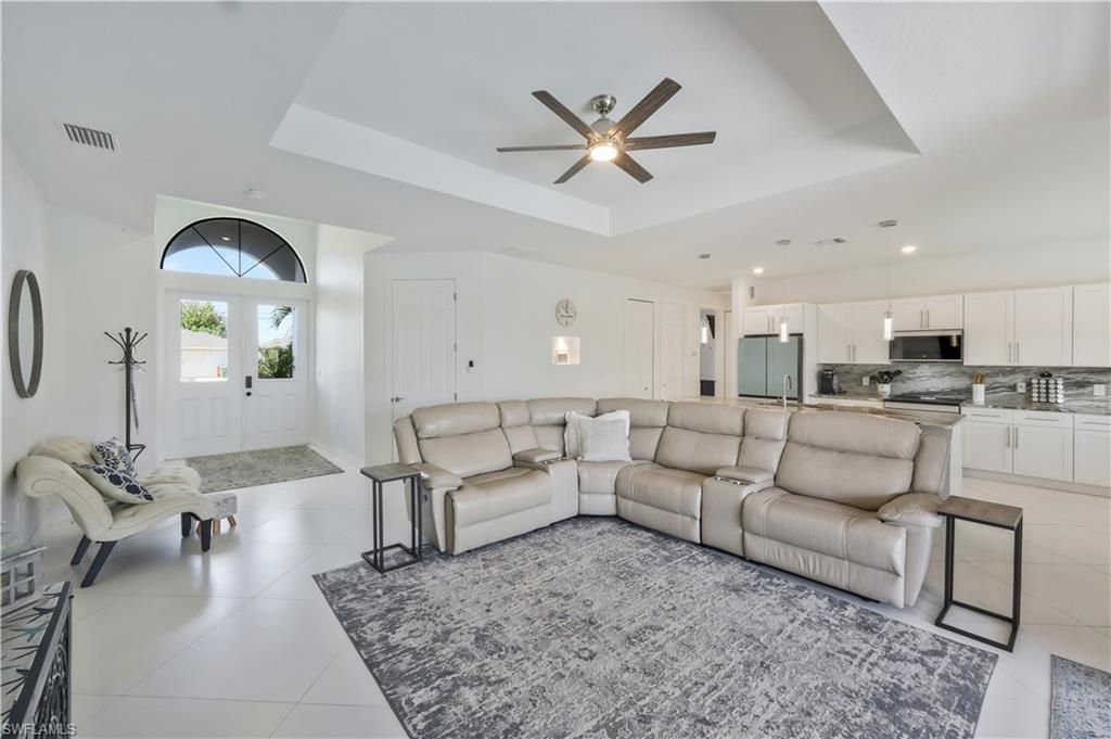 2319 NW 38th Ave, Cape Coral, FL 33993 Photo