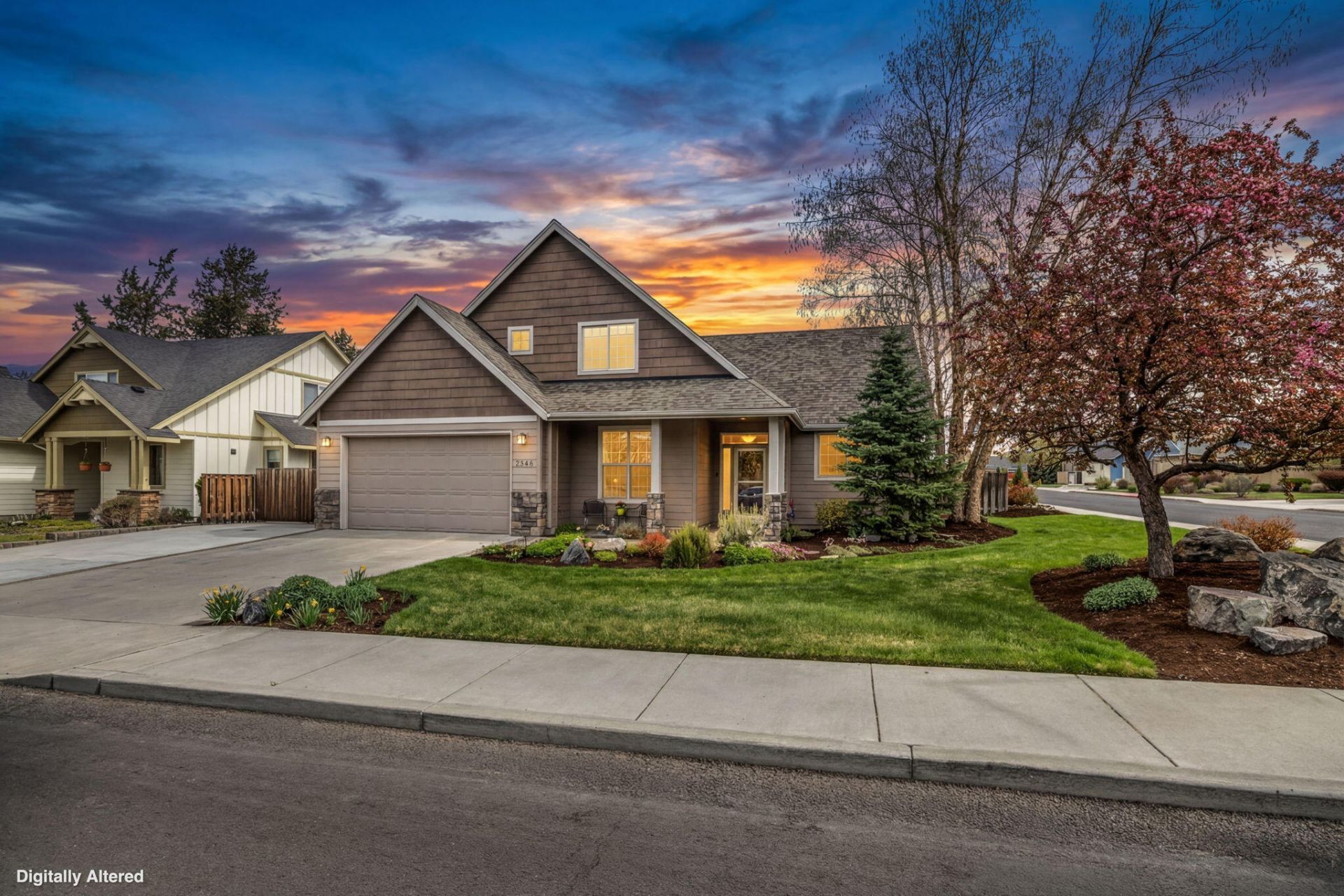 2546 NW 22nd Street, Redmond, OR 97756 Main Photo