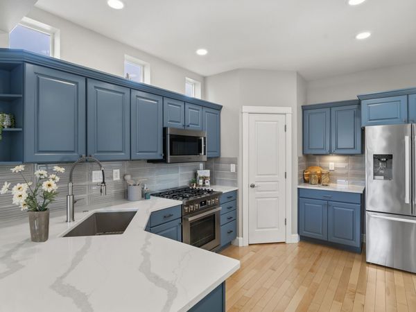 61425 Davis Lake Loop, Bend, OR 97702