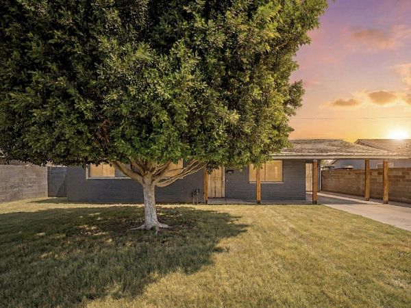 943 S LAZONA Drive, Mesa, AZ 85204