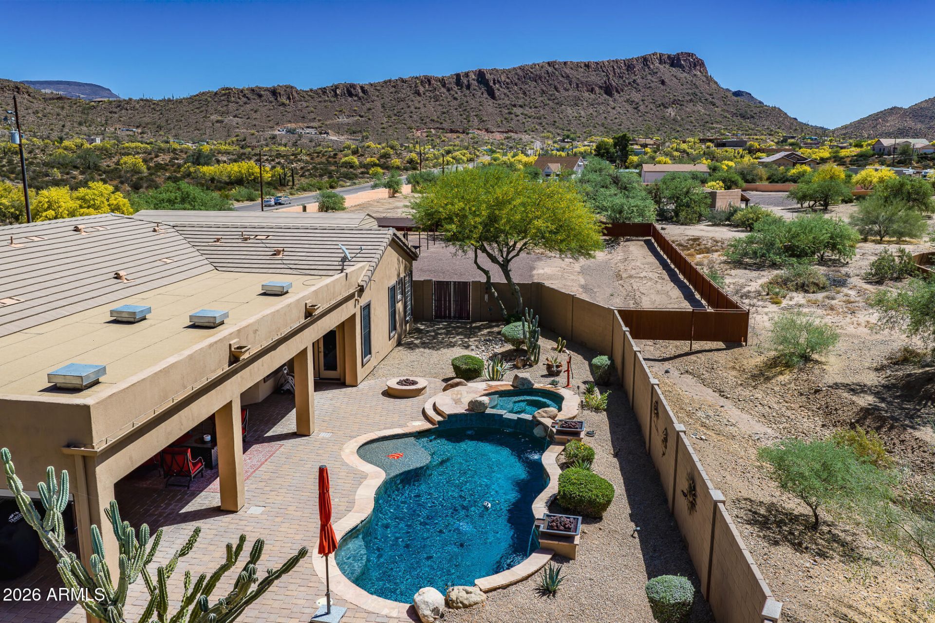 115 E Honda Bow Road, Phoenix, AZ 85086 Main Photo