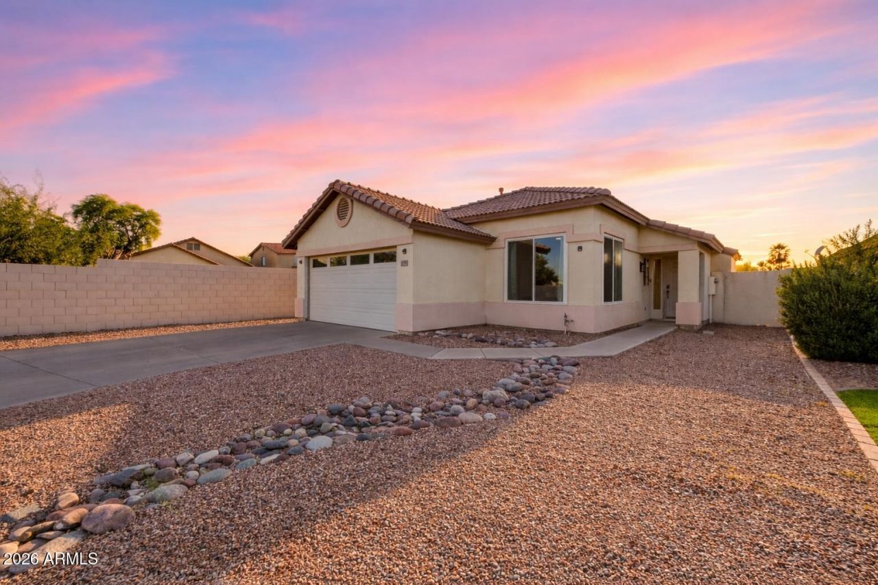 1994 S Spartan Street, Gilbert, AZ 85233 Main Photo