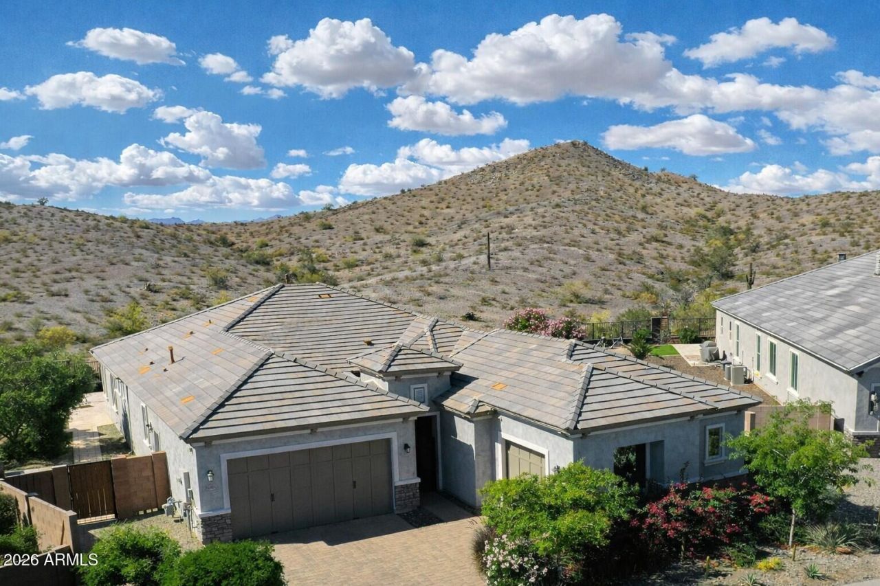 16486 W Valencia Drive, Goodyear, AZ 85338 Main Photo