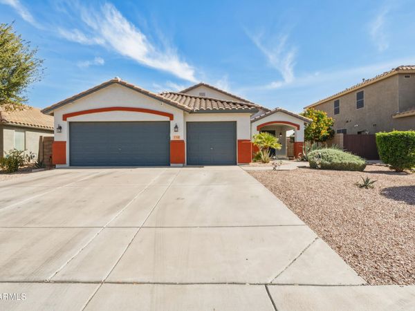 750 W CORRIENTE Court, San Tan Valley, AZ 85143