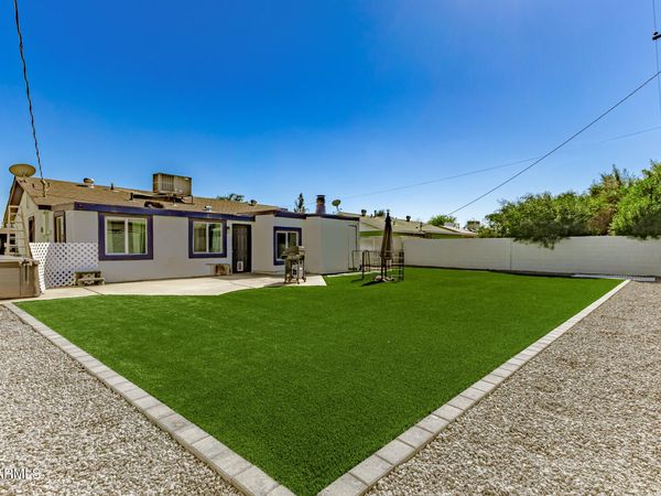 6952 W WOLF Street, Phoenix, AZ 85033