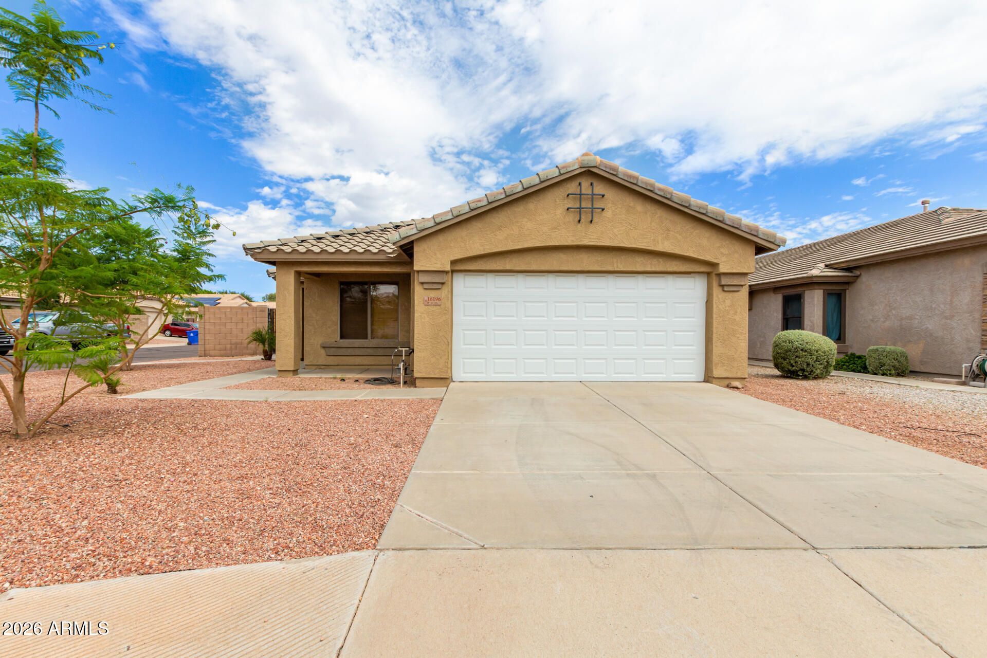 16196 W Post Drive, Surprise, AZ 85374 Main Photo